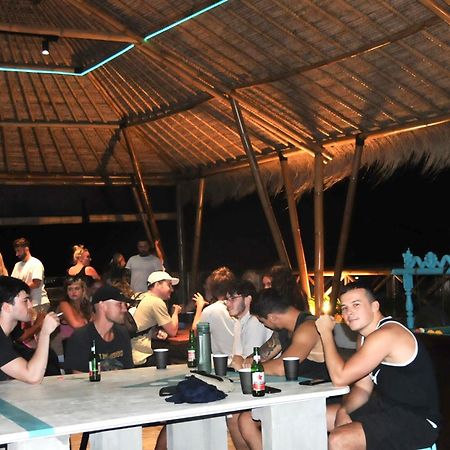 Canggu Central Hostel Ngoại thất bức ảnh