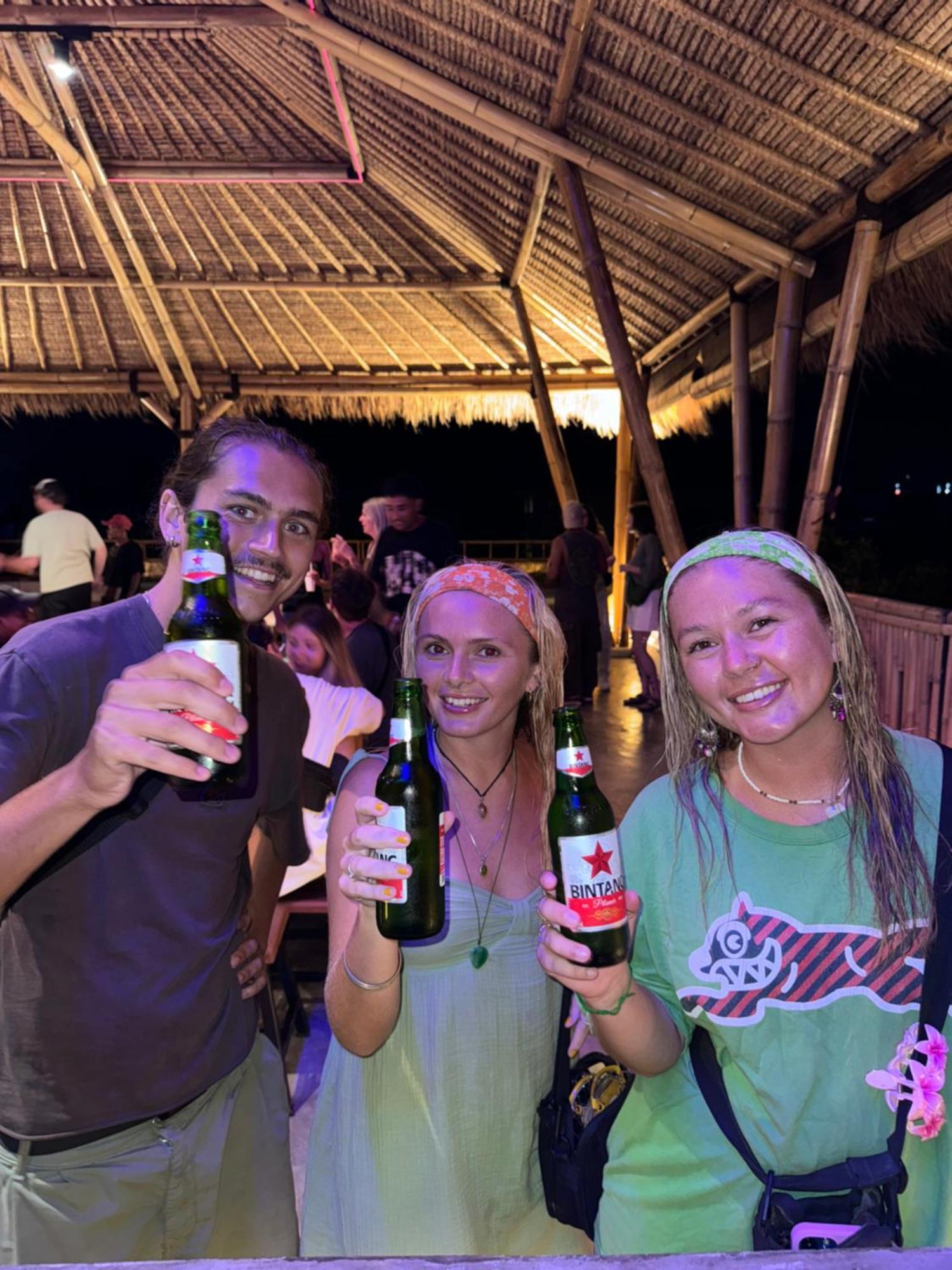 Canggu Central Hostel Ngoại thất bức ảnh