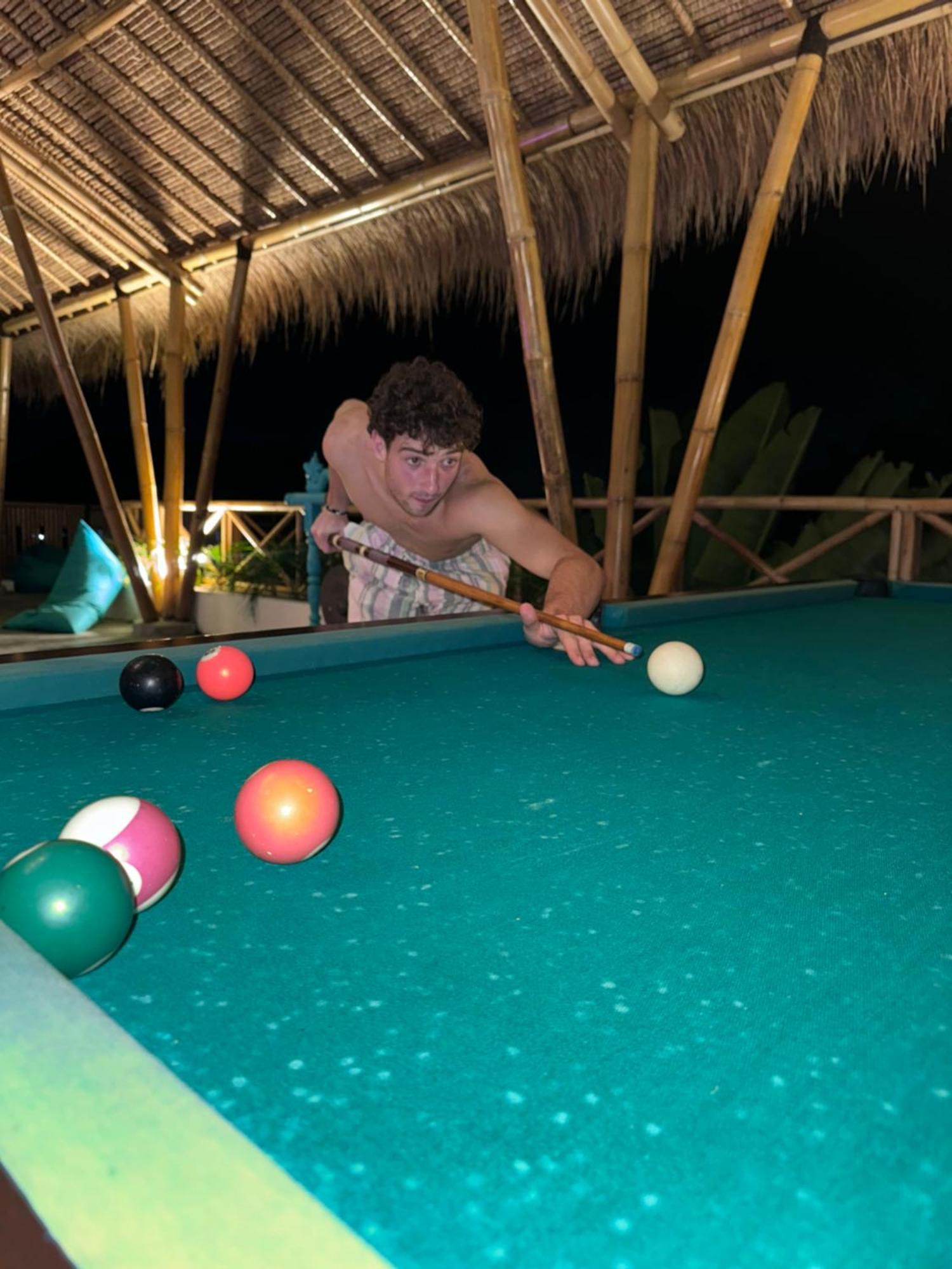 Canggu Central Hostel Ngoại thất bức ảnh