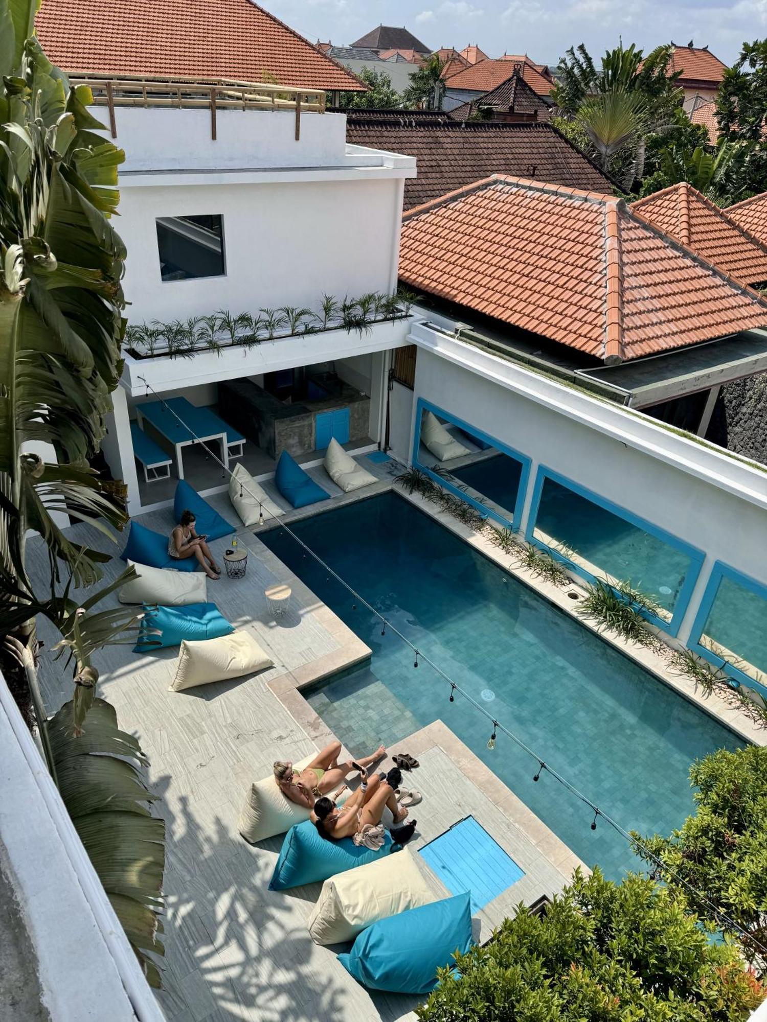 Canggu Central Hostel Ngoại thất bức ảnh