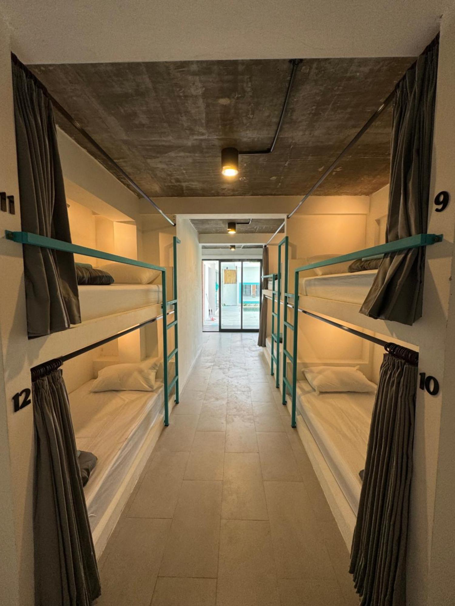 Canggu Central Hostel Ngoại thất bức ảnh